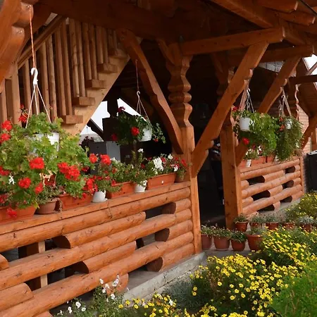 Casa Moteasca 3*